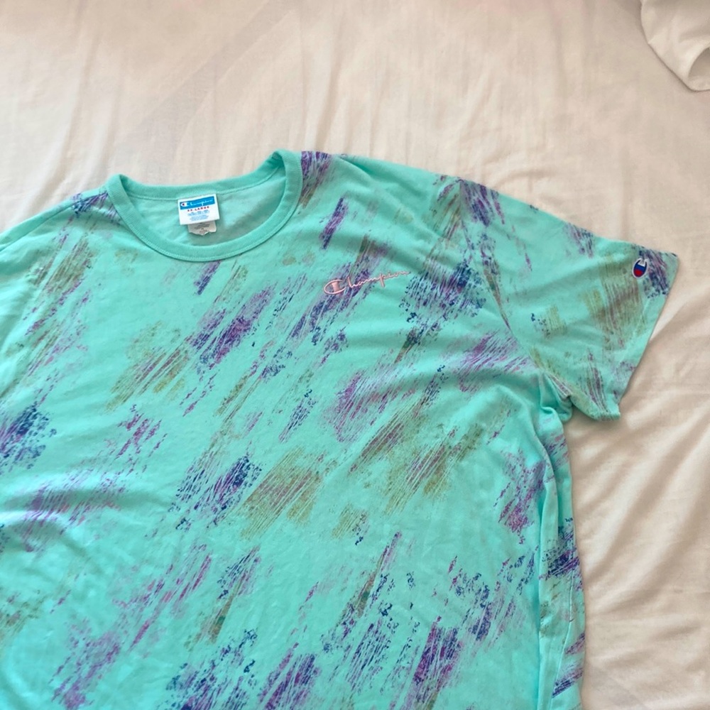 Champion t shirt